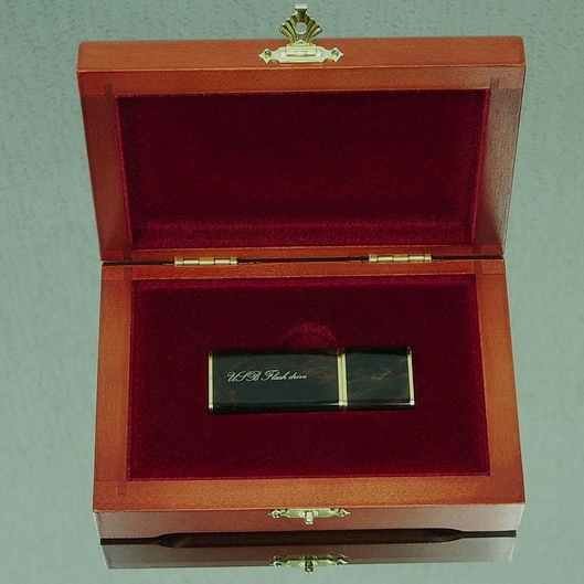 Эксклюзивная подарочная USB Flash 16Gb +коробка